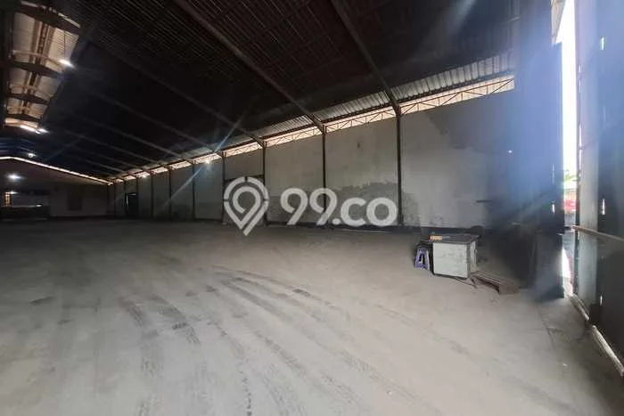 Unit Komersial Disewakan di Jakarta Utara Area Strategis Harga Kompetitif Unit Komersial Disewakan di Jakarta Utara Area Strategis Harga Kompetitif