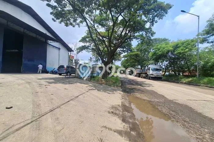Unit Komersial Disewakan di Jakarta Utara Area Strategis Harga Kompetitif Unit Komersial Disewakan di Jakarta Utara Area Strategis Harga Kompetitif