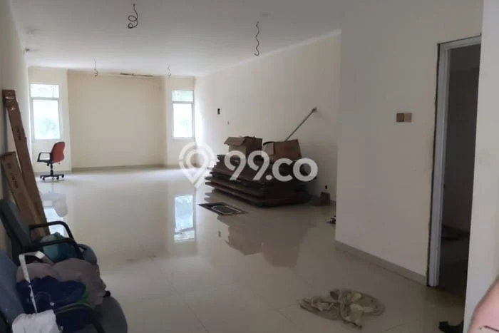 Disewakan Ruko di Kawasan Ramai Graha Raya Luas 230m2 Disewakan Ruko di Kawasan Ramai Graha Raya Luas 230m2