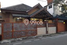 Siap Huni Rumah Mewah 6 Kamar di Menteng Dekat ke Mana Saja Siap Huni Rumah Mewah 6 Kamar di Menteng Dekat ke Mana Saja
