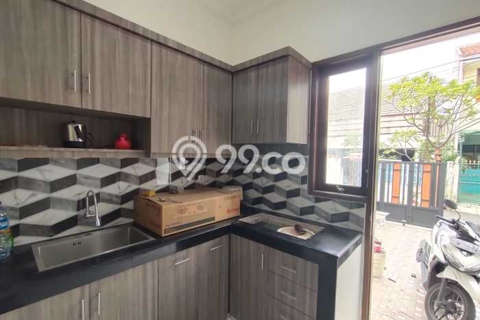 Rumah Minimalis 4 KT di Pondok Bambu Jakarta Timur Semi Furnished Rumah Minimalis 4 KT di Pondok Bambu Jakarta Timur Semi Furnished
