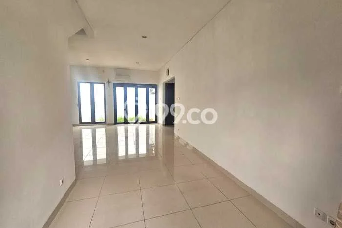 Jarang Ada! Rumah Sewa 4 Kamar Bagus Siap Huni Harapan Indah Jarang Ada! Rumah Sewa 4 Kamar Bagus Siap Huni Harapan Indah
