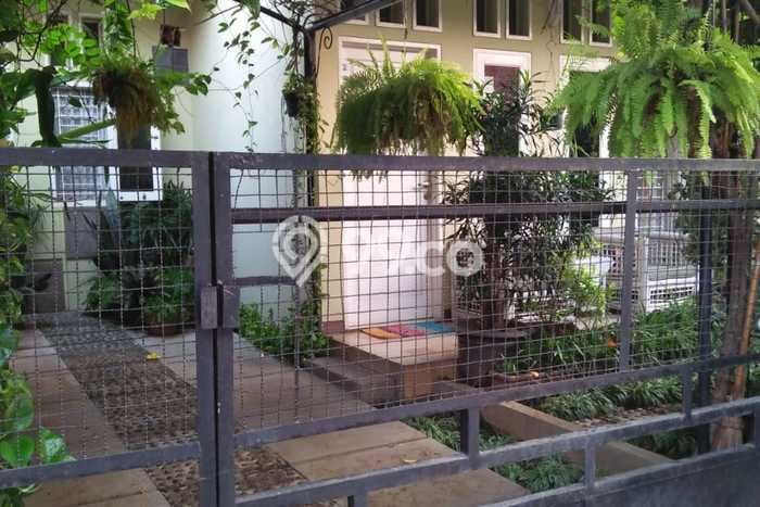 Rumah Minimalis 2 KT di Pondok Bambu Jakarta Timur Semi Furnished Rumah Minimalis 2 KT di Pondok Bambu Jakarta Timur Semi Furnished