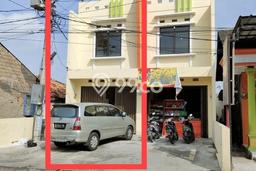For Rent Ruko Premium Kawasan Tarumajaya, Luas 110m2m², Jalan Utama For Rent Ruko Premium Kawasan Tarumajaya, Luas 110m2m², Jalan Utama