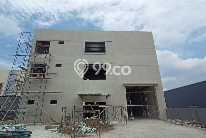 Gudang Kawasan , Luas 1127m2m², Akses Strategis, Siap Operasional Gudang Kawasan , Luas 1127m2m², Akses Strategis, Siap Operasional