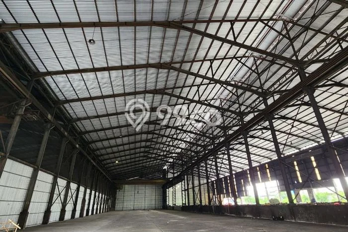 LOKASI PREMIUM! Gudang Kawasan Niaga Kawasan Tambun Selatan, Luas 5184m2m², Siap Bisnis LOKASI PREMIUM! Gudang Kawasan Niaga Kawasan Tambun Selatan, Luas 5184m2m², Siap Bisnis