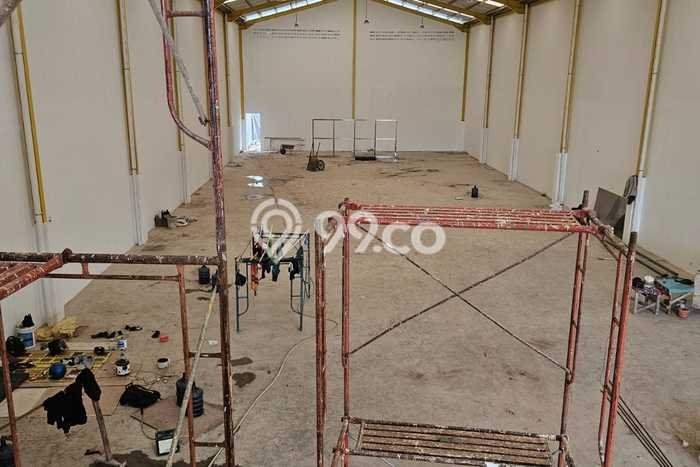 Unit Gudang Disewa Lokasi Tangerang, Tangerang Spesifikasi Luas Bangunan 720m2 Unit Gudang Disewa Lokasi Tangerang, Tangerang Spesifikasi Luas Bangunan 720m2