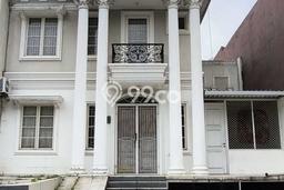 Jual Rumah Strategis Bagus Punya 5 KT di Lippo Cikarang Cikarang SHM Jual Rumah Strategis Bagus Punya 5 KT di Lippo Cikarang Cikarang SHM