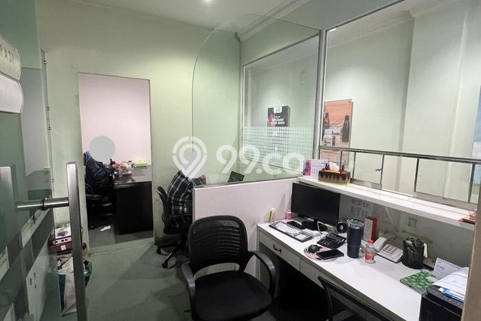 Untuk Dijual! Ruko di Jatiwaringin Jakarta Timur LT 72m2 / LB 192m2 Kawasan Strategis Untuk Dijual! Ruko di Jatiwaringin Jakarta Timur LT 72m2 / LB 192m2 Kawasan Strategis