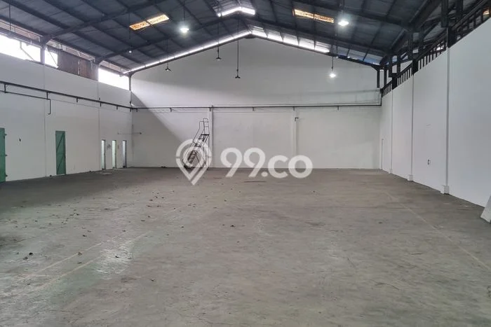 Gudang Disewa di Tangerang dengan LB 1485m2 Area Komersial Ramai Gudang Disewa di Tangerang dengan LB 1485m2 Area Komersial Ramai