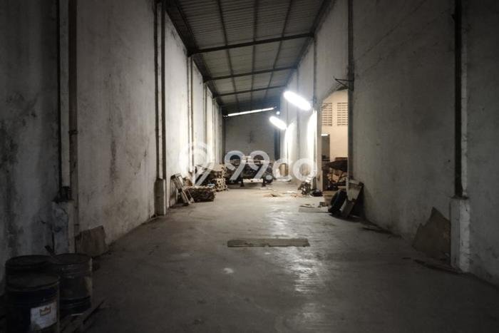 Unit Gudang Dijual di Bekasi LT 1740m2 & LB 1600m2 Unit Gudang Dijual di Bekasi LT 1740m2 & LB 1600m2