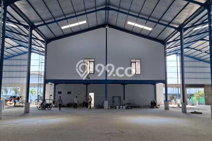 Gudang Area Bisnis di Cikarang, Luas 4095m², Pusat Bisnis Gudang Area Bisnis di Cikarang, Luas 4095m², Pusat Bisnis