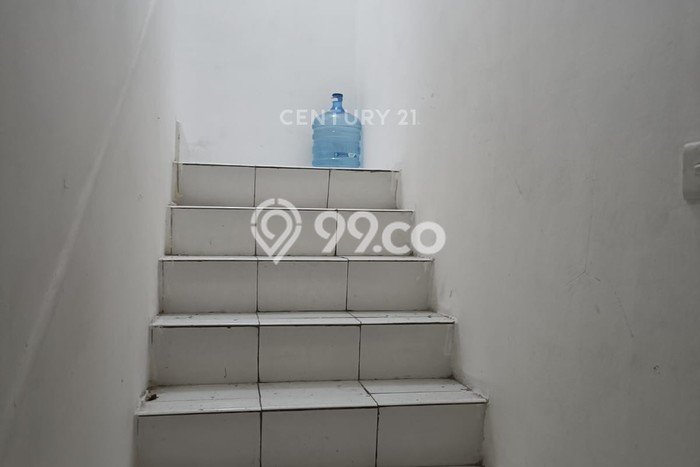 Ruko Dijual di Prime Area Jakarta Barat Luas 220m2 Ruko Dijual di Prime Area Jakarta Barat Luas 220m2