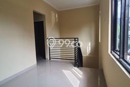 Rumah Modern 3 KT LT 72m2 di Lubang Buaya Rumah Modern 3 KT LT 72m2 di Lubang Buaya