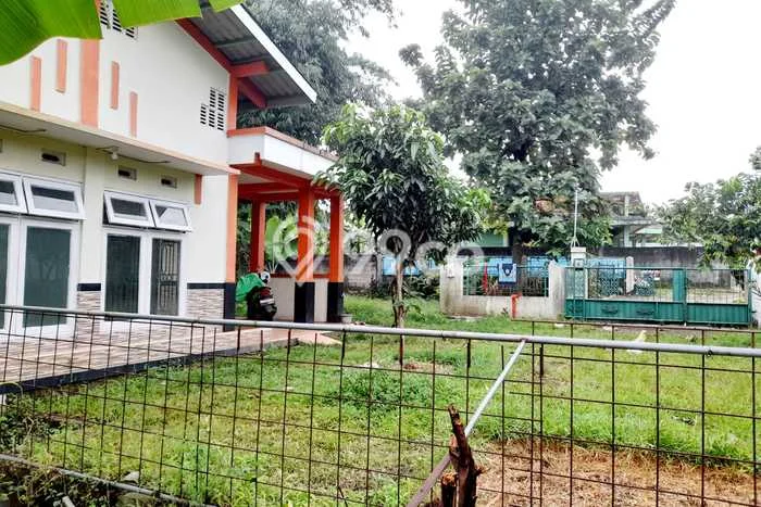 Hunian Cantik Modern Lb 100m2 di Cibinong, Bogor Hunian Cantik Modern Lb 100m2 di Cibinong, Bogor