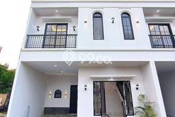 Dijual Rumah Strategis Bagus Punya 3 KT di Jagakarsa Jakarta Selatan SHM Dijual Rumah Strategis Bagus Punya 3 KT di Jagakarsa Jakarta Selatan SHM