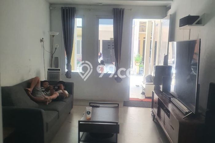 Jual Rumah Favorit Siap Huni LB 120m2 di Ciracas, Jakarta Timur Jual Rumah Favorit Siap Huni LB 120m2 di Ciracas, Jakarta Timur