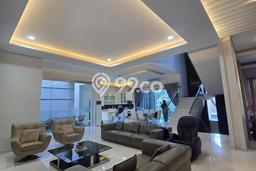 Rumah Elit LB 900m2 Siap Pakai Desain Elegan di Pantai Indah Kapuk, Jakarta Utara Rumah Elit LB 900m2 Siap Pakai Desain Elegan di Pantai Indah Kapuk, Jakarta Utara