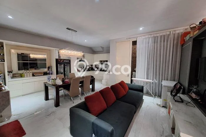 Dijual Rumah Premium dengan Fasilitas Sekitar Komplit di Mulyorejo, Surabaya Dijual Rumah Premium dengan Fasilitas Sekitar Komplit di Mulyorejo, Surabaya