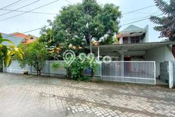 Rumah Bisa KPR 4 Kamar Tidur di Tenggilis Mejoyo, Keamanan 24 Jam, Surabaya Rumah Bisa KPR 4 Kamar Tidur di Tenggilis Mejoyo, Keamanan 24 Jam, Surabaya