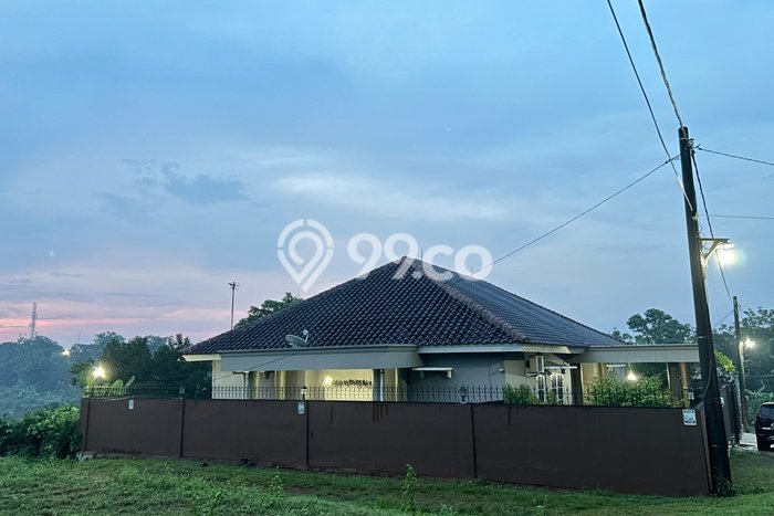 Hunian Elit LB 209m2 Siap Huni Desain Elegan di Cinangka, Depok Hunian Elit LB 209m2 Siap Huni Desain Elegan di Cinangka, Depok