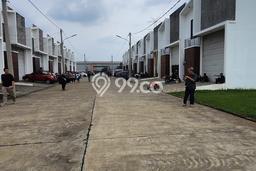 FOR SALE! Gudang di Cileungsi Bogor, LT 237m2, LB 144m2 FOR SALE! Gudang di Cileungsi Bogor, LT 237m2, LB 144m2