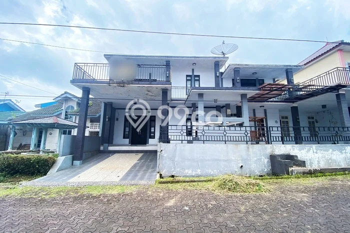 Jual Rumah Murah Meriah Cipanas Punya 4 Kamar & LT 135m2 Jual Rumah Murah Meriah Cipanas Punya 4 Kamar & LT 135m2