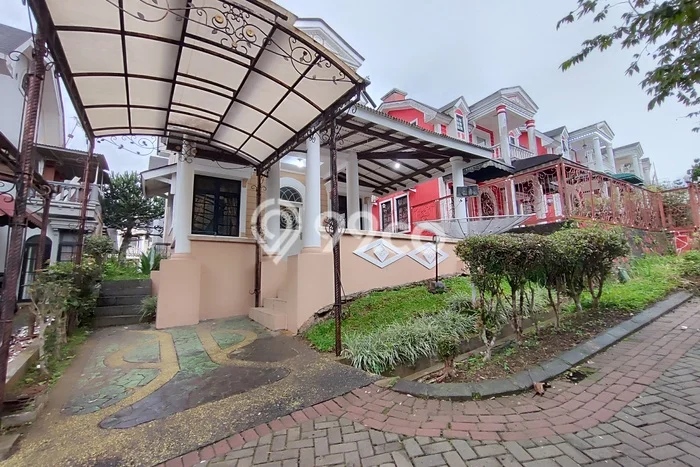 Vila Strategis di Cipanas, Luas 158m2m², Dekat ke berbagai fasilitas Vila Strategis di Cipanas, Luas 158m2m², Dekat ke berbagai fasilitas