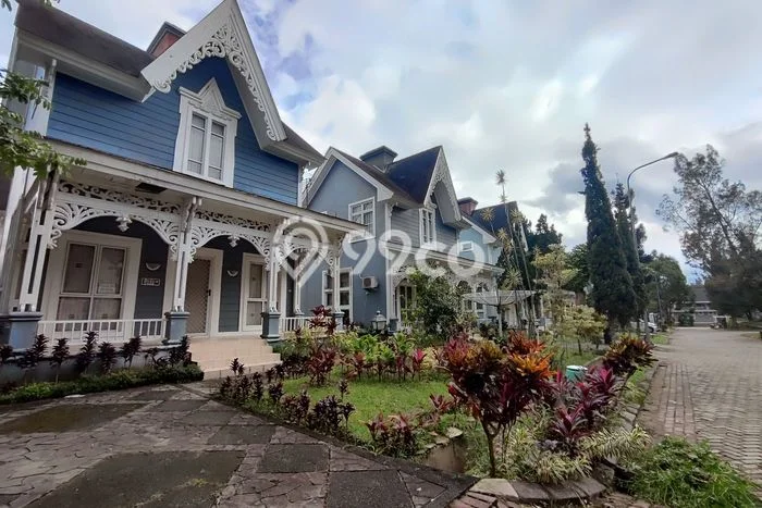 For Sale Rumah 2 Kamar Lokasi Ideal Bagus dan Strategis di Cipanas For Sale Rumah 2 Kamar Lokasi Ideal Bagus dan Strategis di Cipanas
