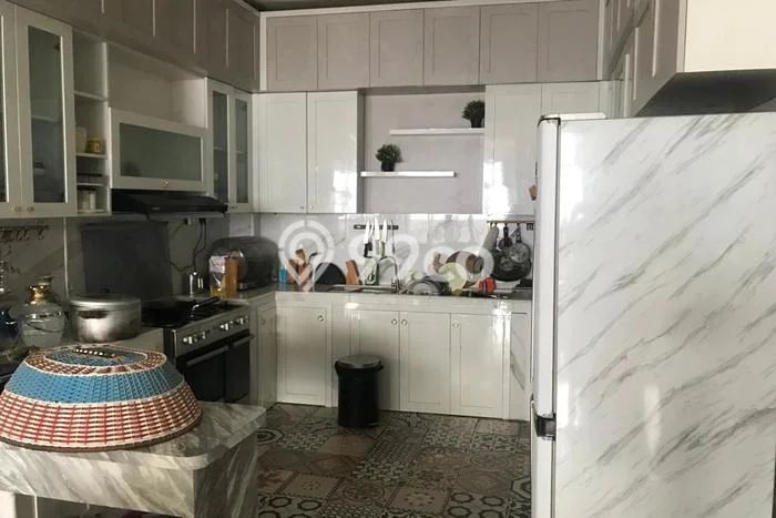 Rumah Lokasi Strategis di Cigadung, Bandung, Luas 600m2m² LB 250m2m² Rumah Lokasi Strategis di Cigadung, Bandung, Luas 600m2m² LB 250m2m²