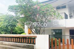 Hunian Ideal dengan LT 579m2 & LB 470m2 Disewakan di Cipete Hunian Ideal dengan LT 579m2 & LB 470m2 Disewakan di Cipete