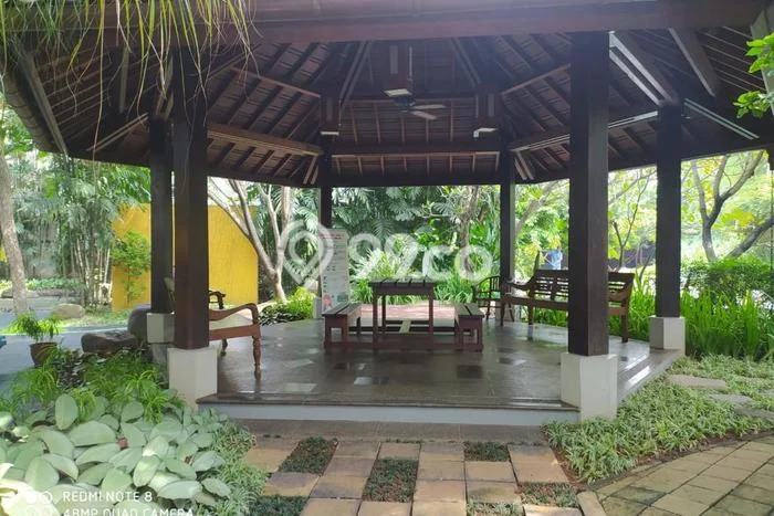 Hunian Ideal dengan LT 250m2 & LB 350m2 Dikontrakkan di Cipete Hunian Ideal dengan LT 250m2 & LB 350m2 Dikontrakkan di Cipete