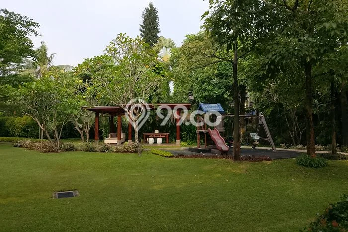 Hunian Bagus Disewakan di Cipete, Jakarta Selatan LT 250m2, LB 300m2 Hunian Bagus Disewakan di Cipete, Jakarta Selatan LT 250m2, LB 300m2