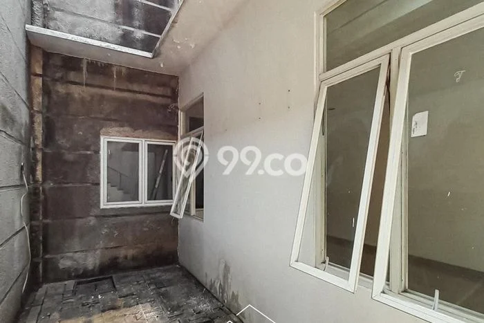 Rumah Luxury Modern Siap Huni di Pondok Indah Jakarta Selatan Rumah Luxury Modern Siap Huni di Pondok Indah Jakarta Selatan