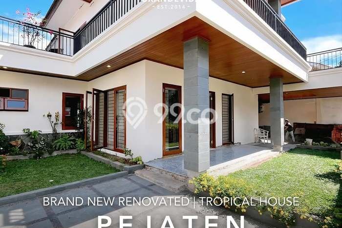 For Sale! Luxury House LT 670m2 Desain Elegan di Pejaten For Sale! Luxury House LT 670m2 Desain Elegan di Pejaten