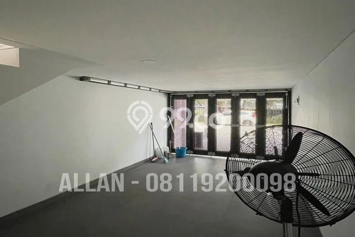 Dijual Rumah Mewah Elegan Dengan View Eksklusif di BSD, Tangerang Dijual Rumah Mewah Elegan Dengan View Eksklusif di BSD, Tangerang