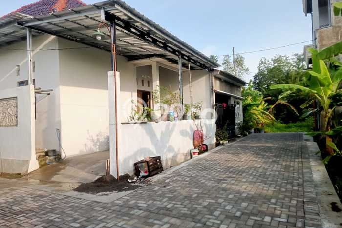 Jual Rumah Strategis Bagus Punya 3 KT di Pedurungan Semarang SHM Jual Rumah Strategis Bagus Punya 3 KT di Pedurungan Semarang SHM