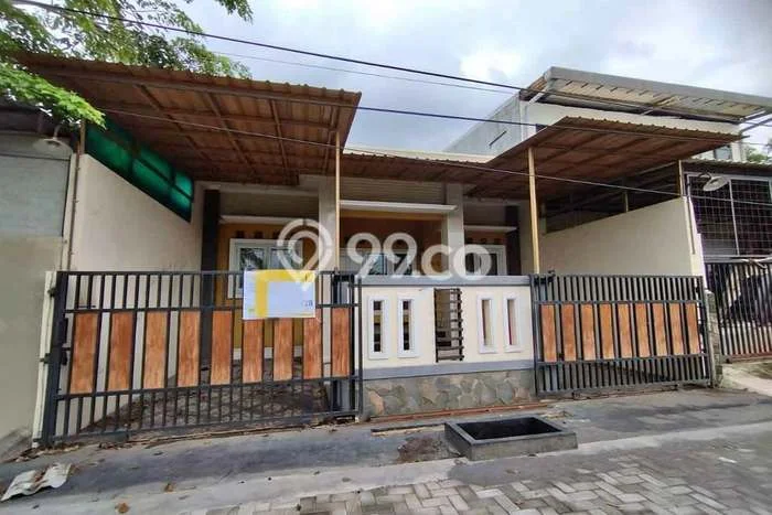 Jual Rumah Strategis Bagus Punya 4 KT di Semarang Barat Semarang SHM Jual Rumah Strategis Bagus Punya 4 KT di Semarang Barat Semarang SHM