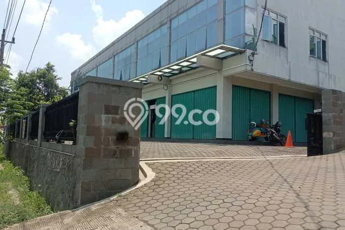 Ruko Komersial Dijual di Ngaliyan Semarang LT 1071m2 & LB 450m2 Ruko Komersial Dijual di Ngaliyan Semarang LT 1071m2 & LB 450m2