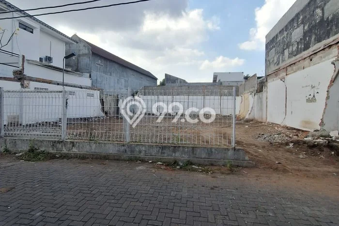 Tanah Dijual Lokasi Strategis di Yogyakarta dengan Luas 372m2 Tanah Dijual Lokasi Strategis di Yogyakarta dengan Luas 372m2