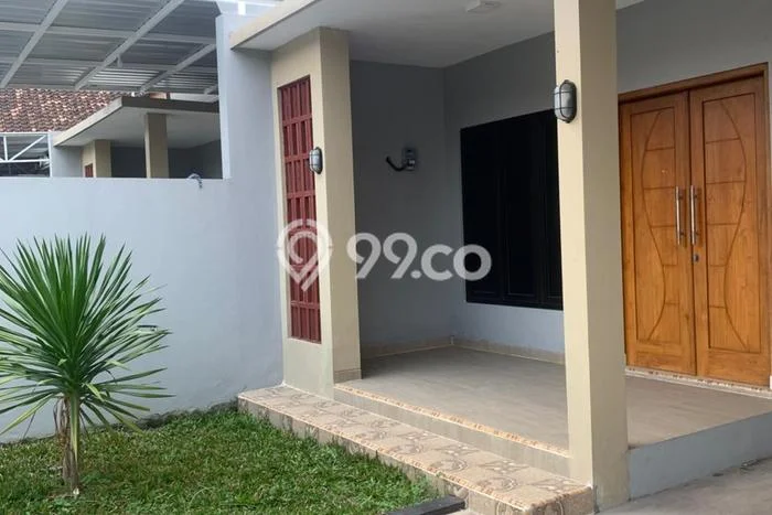Dijual Cepat Rumah Bagus Siap Huni LB 100m2 di Sleman, Sleman Dijual Cepat Rumah Bagus Siap Huni LB 100m2 di Sleman, Sleman