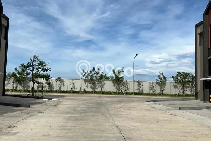 Unit Gudang Disewakan di Pantai Indah Kapuk 2 di Area Ramai & Strategis Unit Gudang Disewakan di Pantai Indah Kapuk 2 di Area Ramai & Strategis