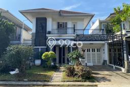 Rumah sewa siap huni 3 Kamar Tidur di Alam Sutera, Tangerang Rumah sewa siap huni 3 Kamar Tidur di Alam Sutera, Tangerang