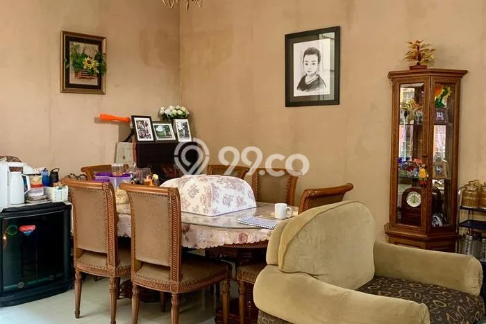 Siap Huni Rumah Mewah 5 Kamar di Pesanggrahan Dekat ke Mana Saja Siap Huni Rumah Mewah 5 Kamar di Pesanggrahan Dekat ke Mana Saja