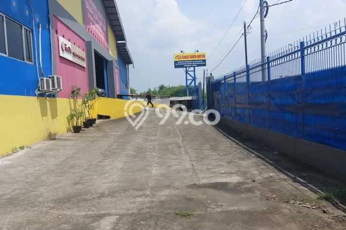 Area Ramai! Komersial Dijual di Karawang Barat untuk Bisnis Luas Bangunan 158395m2 Area Ramai! Komersial Dijual di Karawang Barat untuk Bisnis Luas Bangunan 158395m2