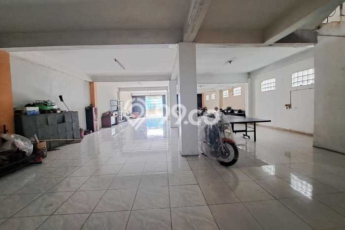Gudang Dijual di Tangerang LT 450m2 & LB 900m2 Lokasi Terbaik! Gudang Dijual di Tangerang LT 450m2 & LB 900m2 Lokasi Terbaik!