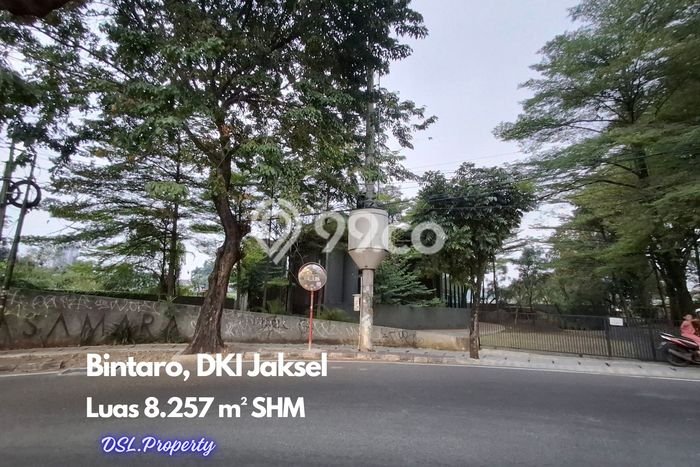 Tanah Dijual Lokasi Strategis di Jakarta Selatan dengan Luas 8257m2 Tanah Dijual Lokasi Strategis di Jakarta Selatan dengan Luas 8257m2