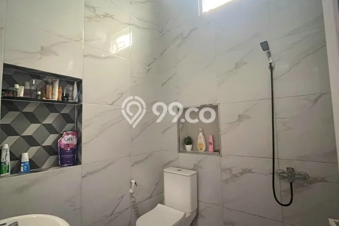 Rumah Minimalis 5 KT di Lippo Karawaci Tangerang Full Furnished Rumah Minimalis 5 KT di Lippo Karawaci Tangerang Full Furnished