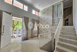 Rumah LT 80m² Fully Furnished di Gading Serpong, Dekat Supermarket, Tangerang Rumah LT 80m² Fully Furnished di Gading Serpong, Dekat Supermarket, Tangerang