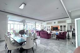 Jual Rumah Mewah Elegan Dengan View Eksklusif di Kemang, Jakarta Selatan Jual Rumah Mewah Elegan Dengan View Eksklusif di Kemang, Jakarta Selatan